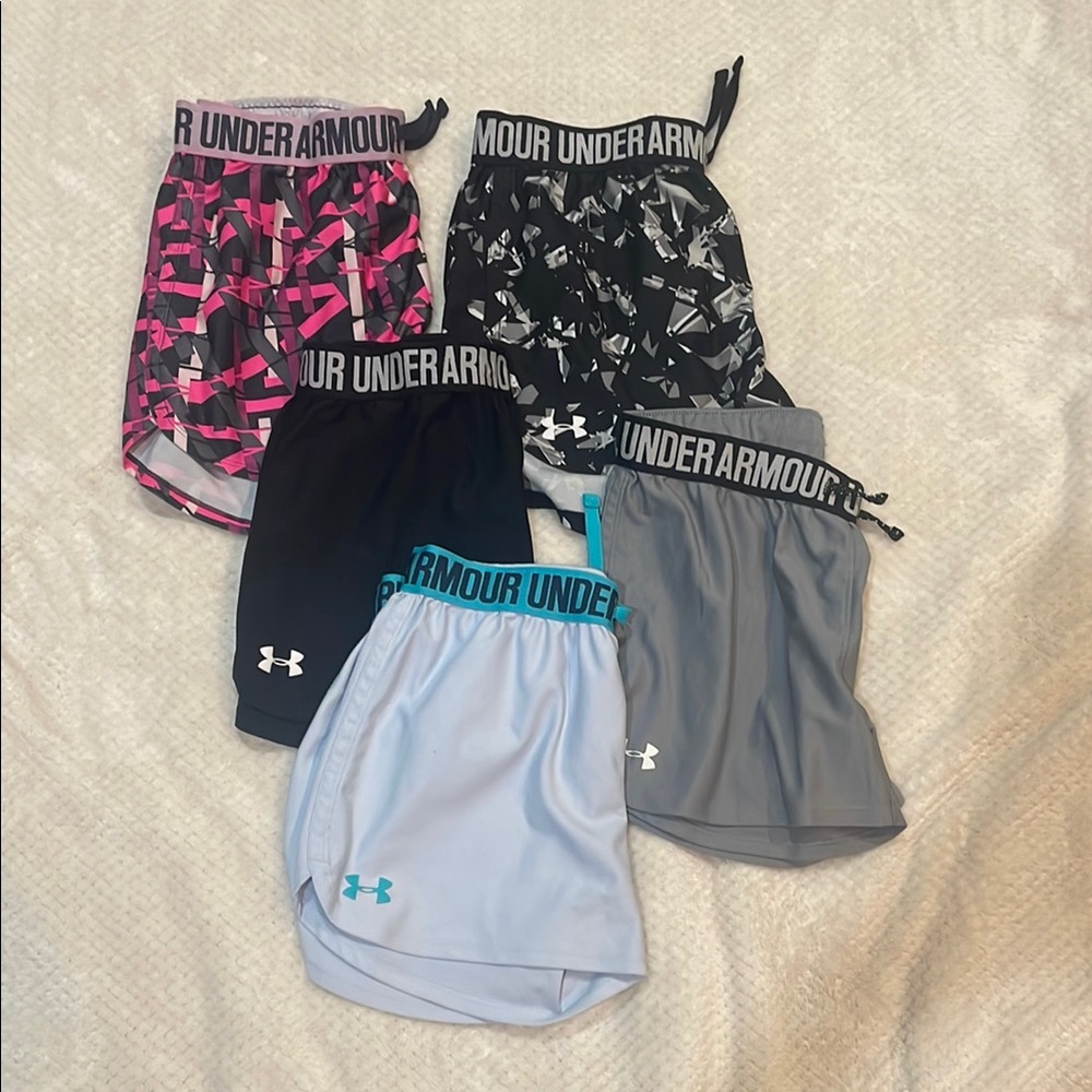 Under Armour Pink and Black Athletic Shorts Moisture-Wicking Elastic Waistband